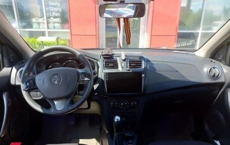 Renault Sandero II рестайлинг, 2015 год, 1 100 000 рублей, 6 фотография