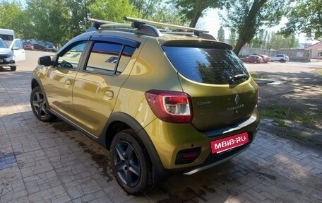 Renault Sandero II рестайлинг, 2015 год, 1 100 000 рублей, 3 фотография
