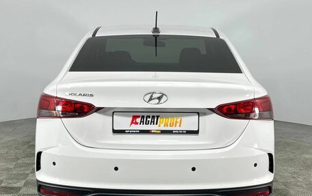 Hyundai Solaris II рестайлинг, 2021 год, 1 700 000 рублей, 6 фотография