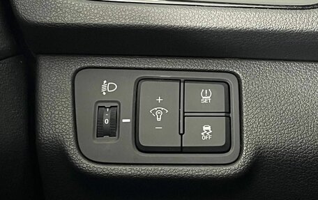 Hyundai Solaris II рестайлинг, 2021 год, 1 700 000 рублей, 18 фотография