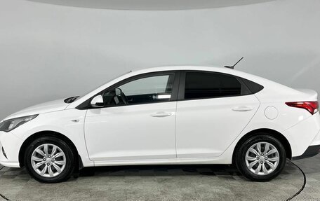 Hyundai Solaris II рестайлинг, 2021 год, 1 700 000 рублей, 8 фотография