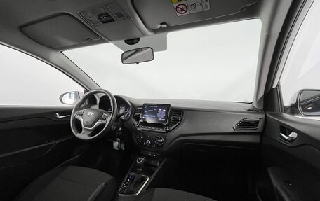 Hyundai Solaris II рестайлинг, 2021 год, 1 700 000 рублей, 12 фотография