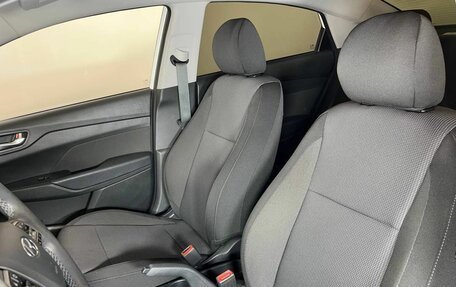 Hyundai Solaris II рестайлинг, 2021 год, 1 700 000 рублей, 27 фотография