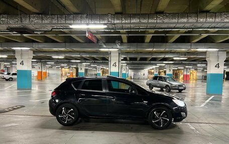 Opel Astra J, 2011 год, 580 000 рублей, 3 фотография