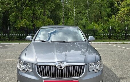 Skoda Superb III рестайлинг, 2011 год, 1 299 000 рублей, 10 фотография