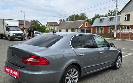 Skoda Superb III рестайлинг, 2011 год, 1 299 000 рублей, 23 фотография