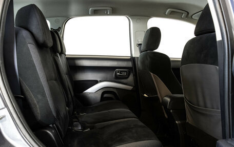 Mitsubishi Outlander III рестайлинг 3, 2008 год, 999 000 рублей, 14 фотография