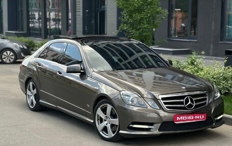 Mercedes-Benz E-Класс, 2011 год, 1 590 000 рублей, 1 фотография