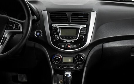 Hyundai Solaris II рестайлинг, 2013 год, 699 000 рублей, 13 фотография