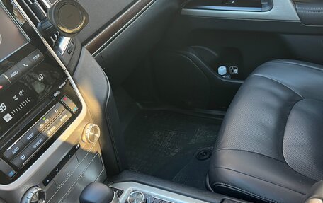 Toyota Land Cruiser 200, 2016 год, 7 500 000 рублей, 7 фотография