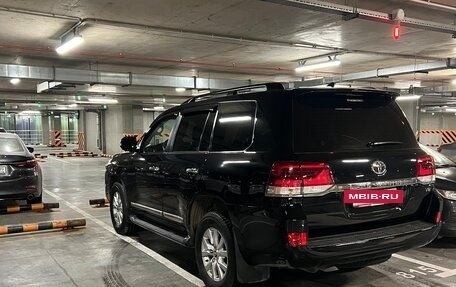 Toyota Land Cruiser 200, 2016 год, 7 500 000 рублей, 4 фотография