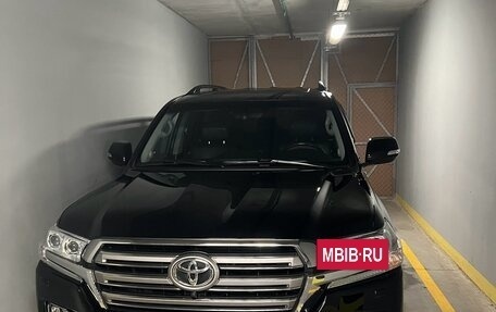 Toyota Land Cruiser 200, 2016 год, 7 500 000 рублей, 5 фотография