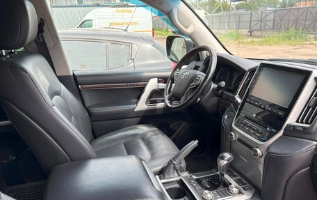 Toyota Land Cruiser 200, 2018 год, 5 500 000 рублей, 13 фотография
