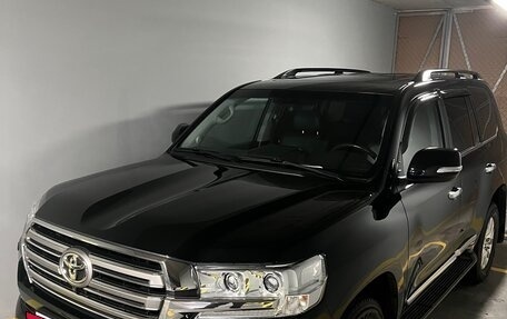 Toyota Land Cruiser 200, 2016 год, 7 500 000 рублей, 3 фотография