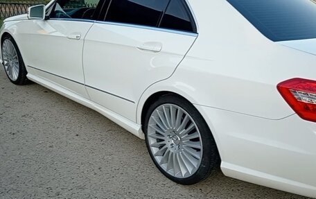 Mercedes-Benz E-Класс, 2012 год, 2 150 000 рублей, 3 фотография