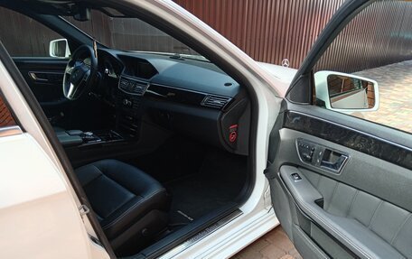 Mercedes-Benz E-Класс, 2012 год, 2 150 000 рублей, 5 фотография