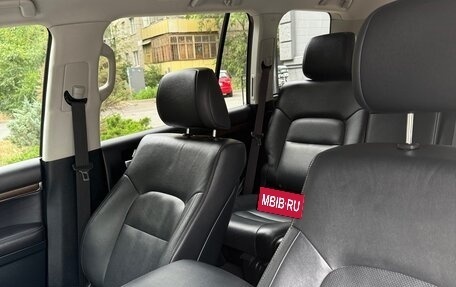 Toyota Land Cruiser 200, 2020 год, 8 000 000 рублей, 7 фотография