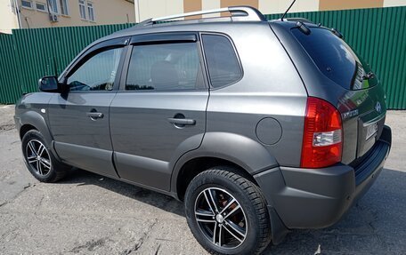 Hyundai Tucson III, 2008 год, 900 000 рублей, 4 фотография