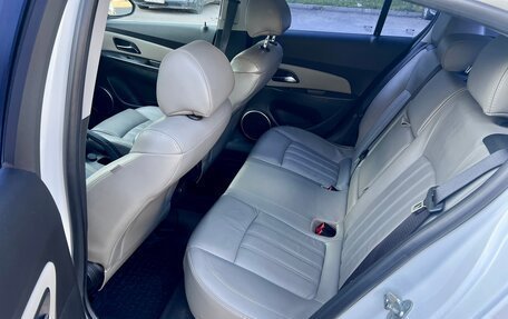 Chevrolet Cruze II, 2013 год, 865 000 рублей, 11 фотография