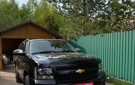 Chevrolet Tahoe III, 2012 год, 3 500 000 рублей, 3 фотография