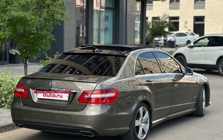 Mercedes-Benz E-Класс, 2011 год, 1 590 000 рублей, 2 фотография