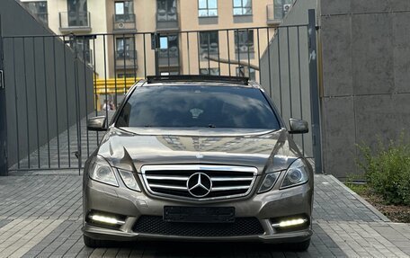 Mercedes-Benz E-Класс, 2011 год, 1 590 000 рублей, 6 фотография