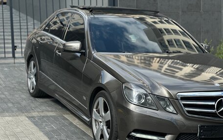 Mercedes-Benz E-Класс, 2011 год, 1 590 000 рублей, 8 фотография