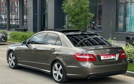 Mercedes-Benz E-Класс, 2011 год, 1 590 000 рублей, 3 фотография
