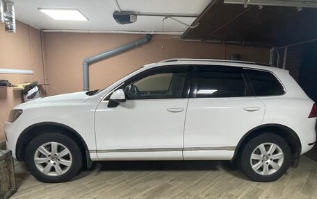 Volkswagen Touareg III, 2012 год, 2 240 000 рублей, 5 фотография