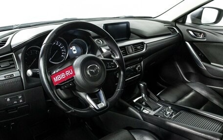 Mazda 6, 2017 год, 1 799 700 рублей, 11 фотография