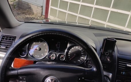 Volkswagen Touareg III, 2008 год, 1 400 000 рублей, 11 фотография