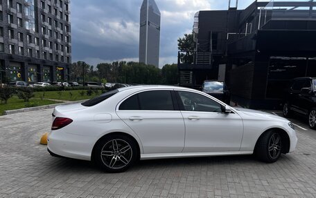Mercedes-Benz E-Класс, 2018 год, 3 400 000 рублей, 6 фотография
