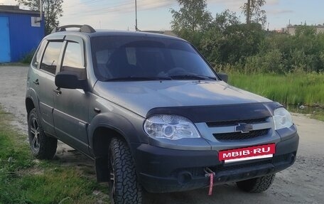 Chevrolet Niva I рестайлинг, 2010 год, 550 000 рублей, 2 фотография
