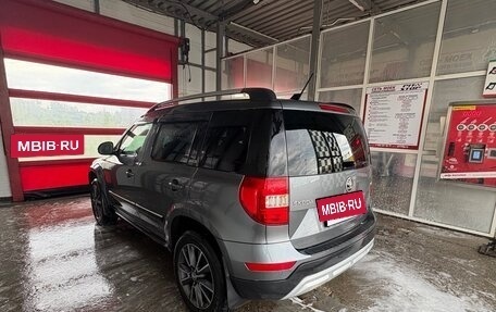 Skoda Yeti I рестайлинг, 2017 год, 1 400 000 рублей, 15 фотография