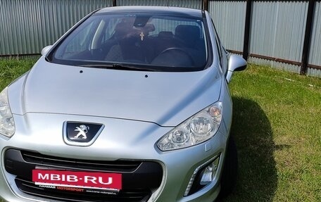 Peugeot 308 II, 2012 год, 850 000 рублей, 2 фотография