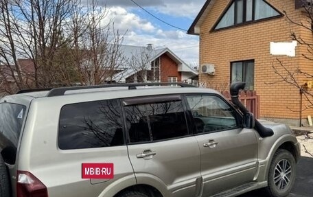 Mitsubishi Pajero III рестайлинг, 2006 год, 810 000 рублей, 3 фотография