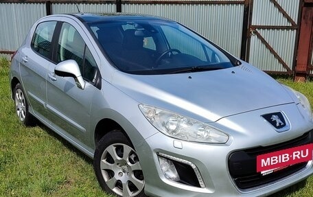 Peugeot 308 II, 2012 год, 850 000 рублей, 3 фотография