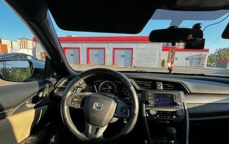 Honda Civic IX, 2017 год, 1 800 000 рублей, 10 фотография