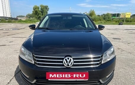 Volkswagen Passat B7, 2014 год, 1 195 000 рублей, 2 фотография