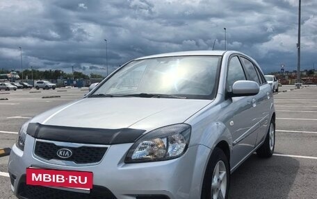 KIA Rio II, 2011 год, 600 000 рублей, 2 фотография