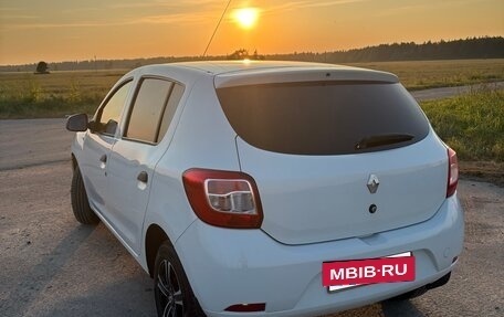 Renault Sandero II рестайлинг, 2014 год, 550 000 рублей, 3 фотография