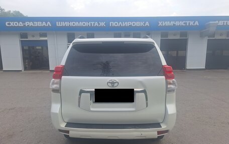 Toyota Land Cruiser Prado 150 рестайлинг 2, 2010 год, 2 400 000 рублей, 3 фотография