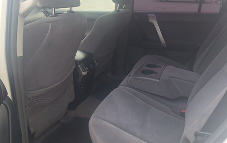 Toyota Land Cruiser Prado 150 рестайлинг 2, 2010 год, 2 400 000 рублей, 8 фотография