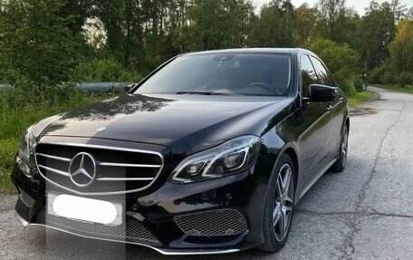 Mercedes-Benz E-Класс, 2015 год, 2 700 000 рублей, 15 фотография