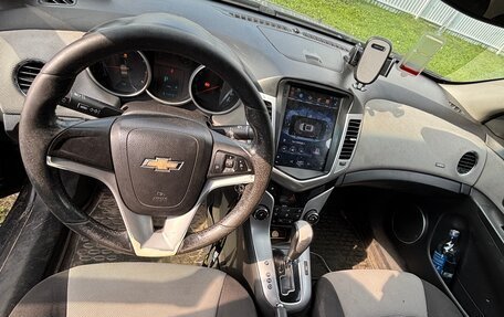 Chevrolet Cruze II, 2011 год, 820 000 рублей, 7 фотография