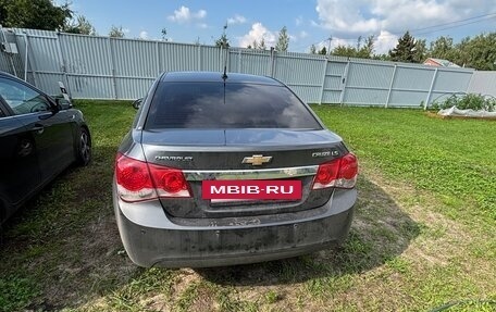 Chevrolet Cruze II, 2011 год, 820 000 рублей, 3 фотография