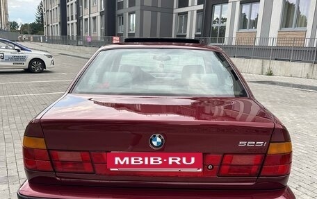 BMW 5 серия, 1994 год, 747 000 рублей, 11 фотография