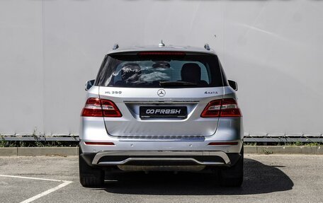 Mercedes-Benz M-Класс, 2012 год, 2 100 000 рублей, 4 фотография