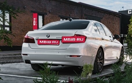 BMW 5 серия, 2013 год, 1 750 000 рублей, 6 фотография