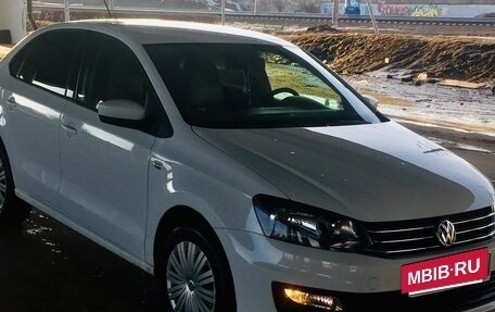 Volkswagen Polo VI (EU Market), 2017 год, 1 100 000 рублей, 2 фотография